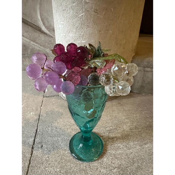 French Vintage Grape clusters from 1960’, Faux acrylic grapes on the vine - Picture 2 of 2